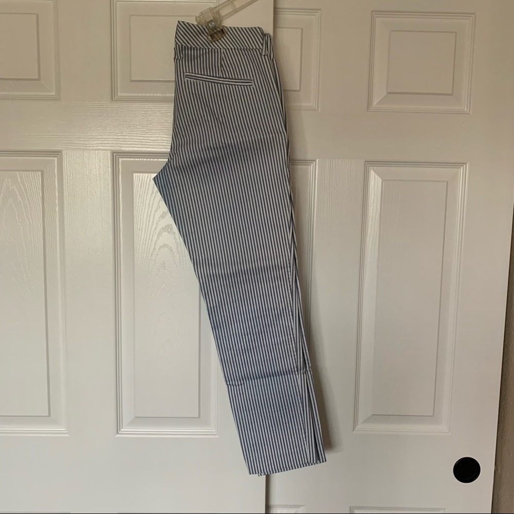 Old Navy Pixie Pant